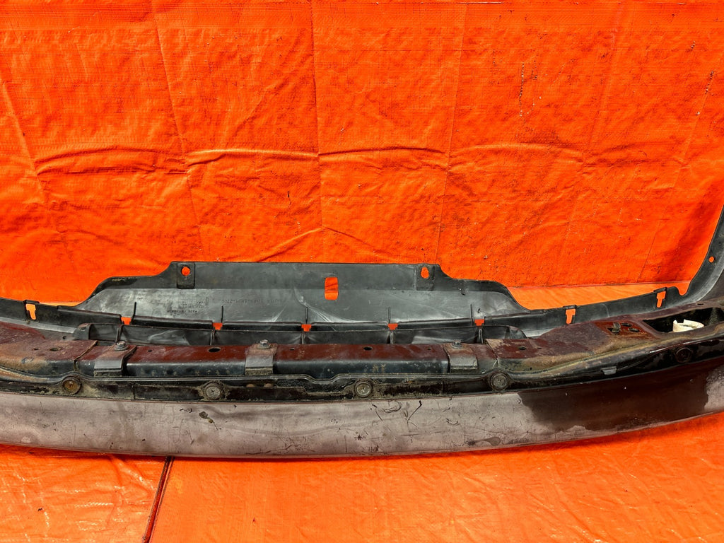 90 91 HONDA CIVIC HATCHBACK FRONT BUMPER COVER W/ RE BAR AND LIGHTS COMPLETE OM11