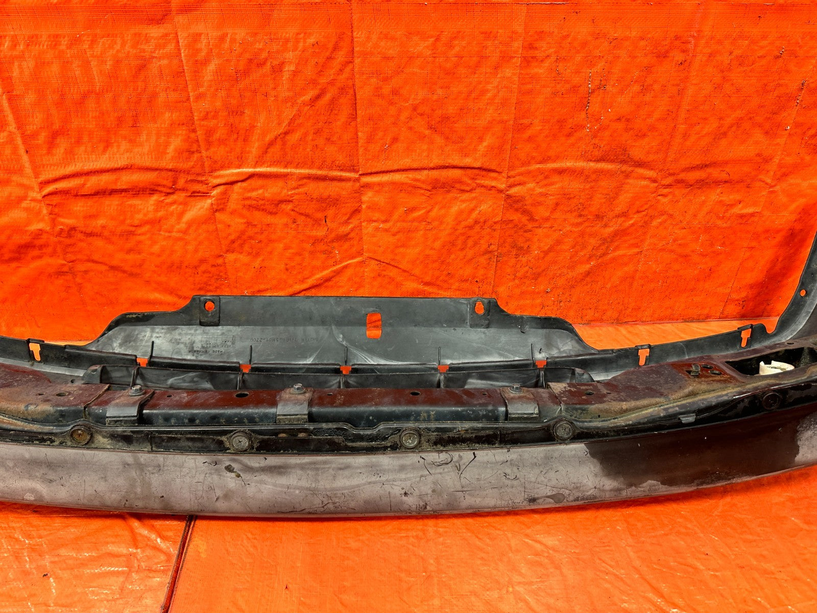 90 91 HONDA CIVIC HATCHBACK FRONT BUMPER COVER W/ RE BAR AND LIGHTS COMPLETE OM11