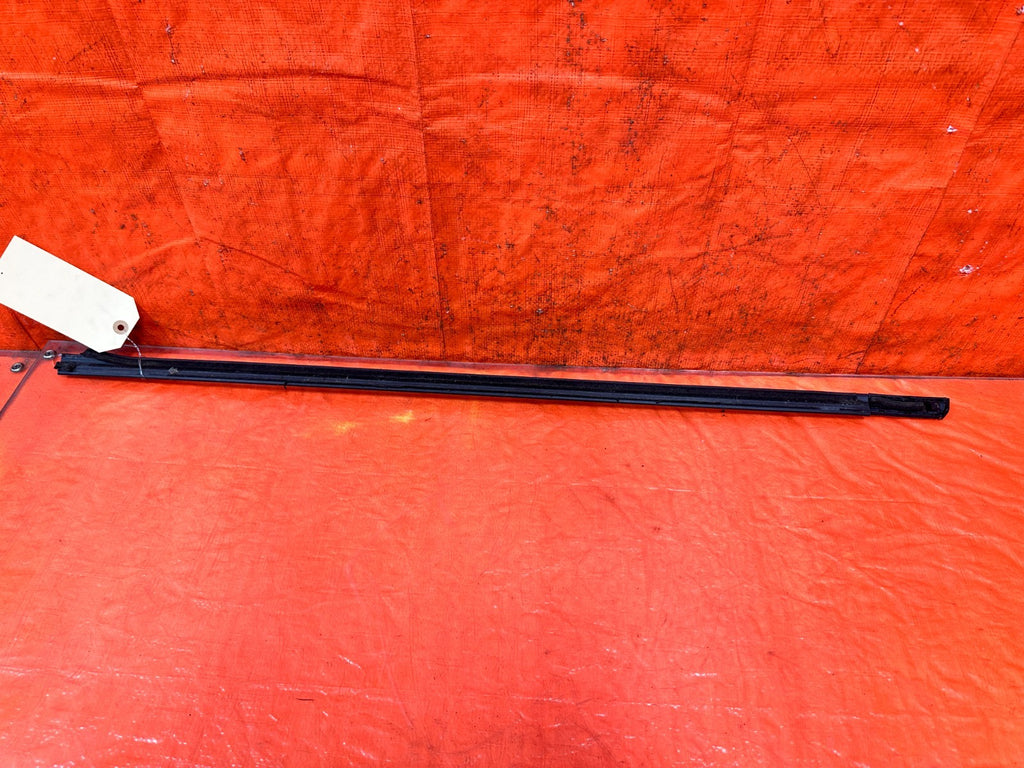 04 08 ACURA TSX RIGHT PASS FRONT DOOR ROOF DRIP RAIL MOLDING TRIM OEM #33013