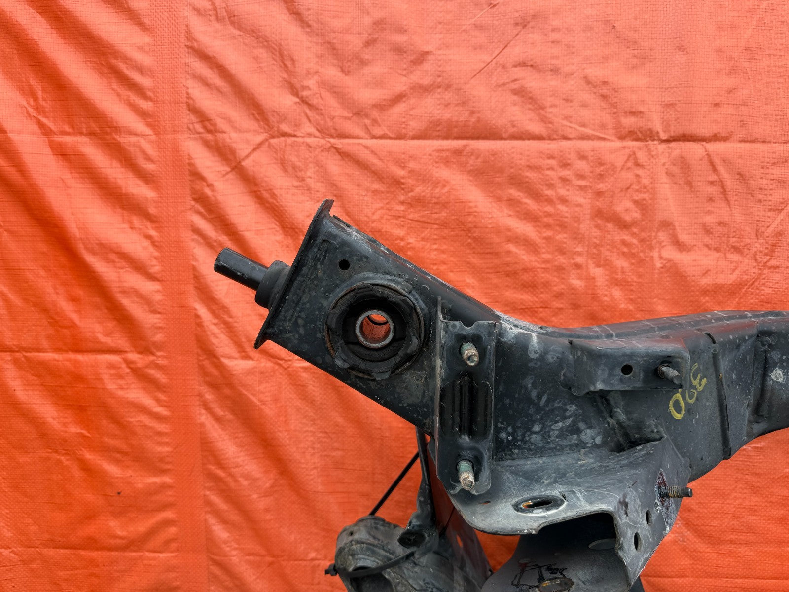 08 15 INFINITI G37 COUPE & CONVERTIBLE   REAR SUBFRAME CROSSMEMBER K FRAME   3205