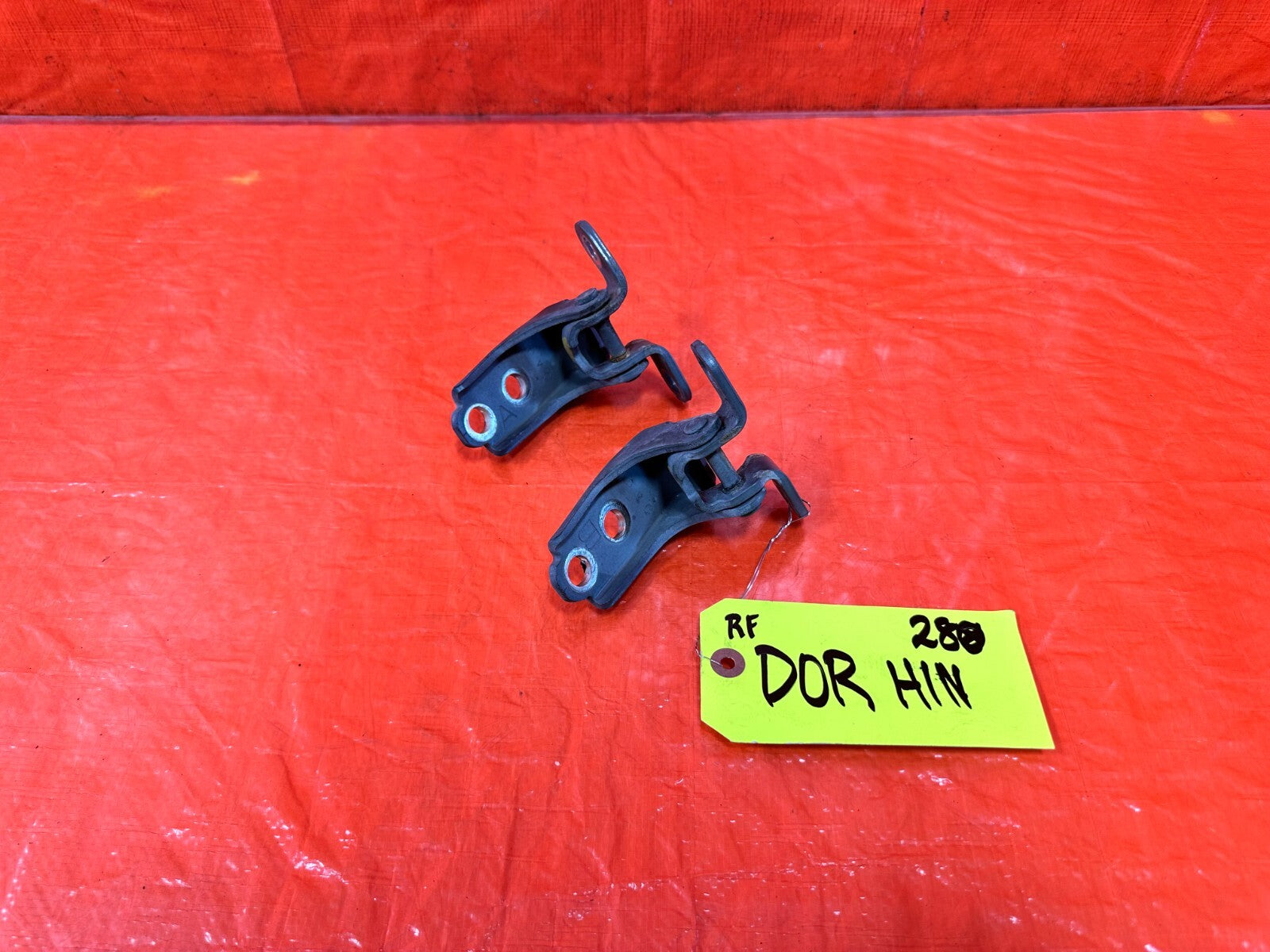 02 06 ACURA RSX   PASSENGER RIGHT FRONT DOOR HINGE SET UPPER LOWER   OEM #2800