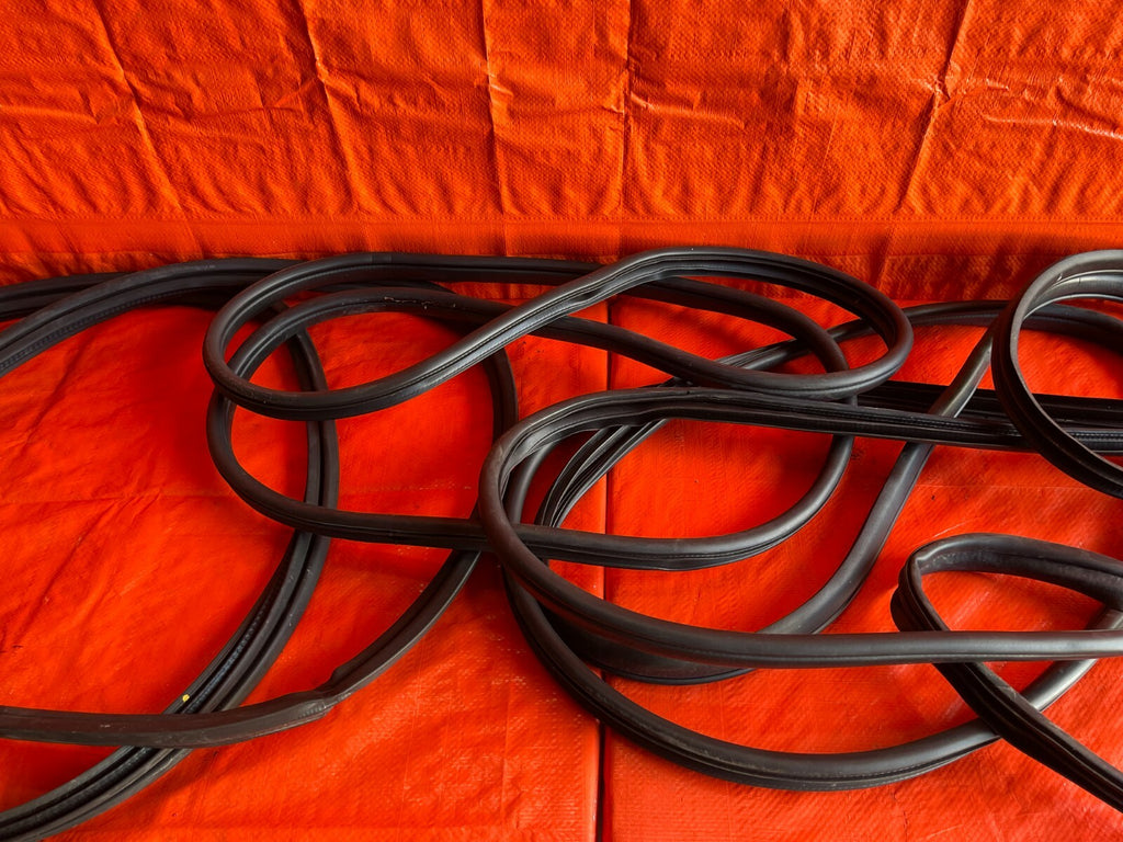 18 21 SUBARU CROSSTREK DOOR & HATCH SEAL SET LEFT RIGHT FRONT REAR SEALS OEM #725