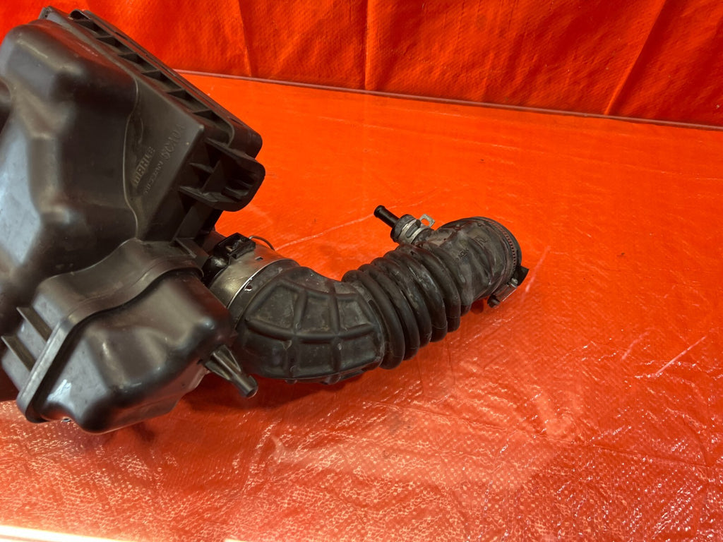 16 20 INFINITI Q50 Q60 3.0 COMPLETE AIR INTAKE HOUSING W/ INLET DUCT ARM RIGHT 8