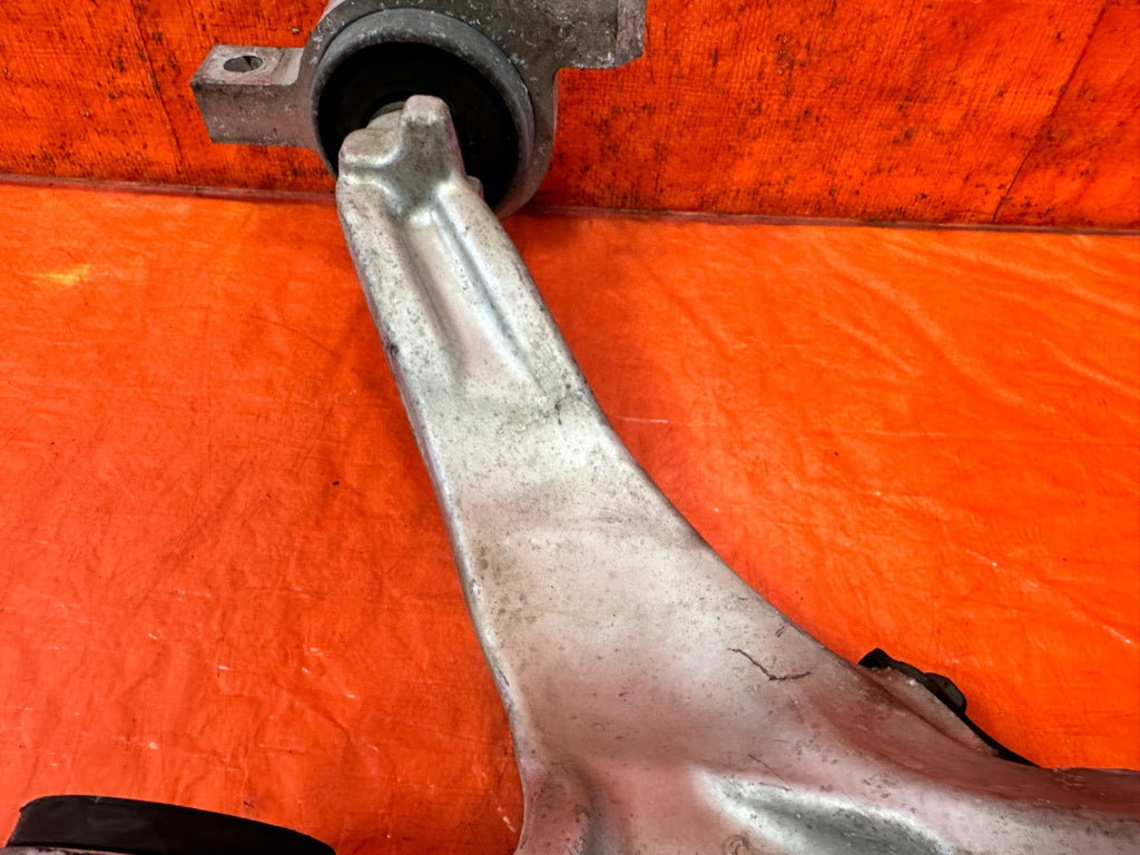 08 15 INFINITI G37 Q60   RWD ONLY   PASSENGER RIGHT FRONT LOWER CONTROL ARM 3288