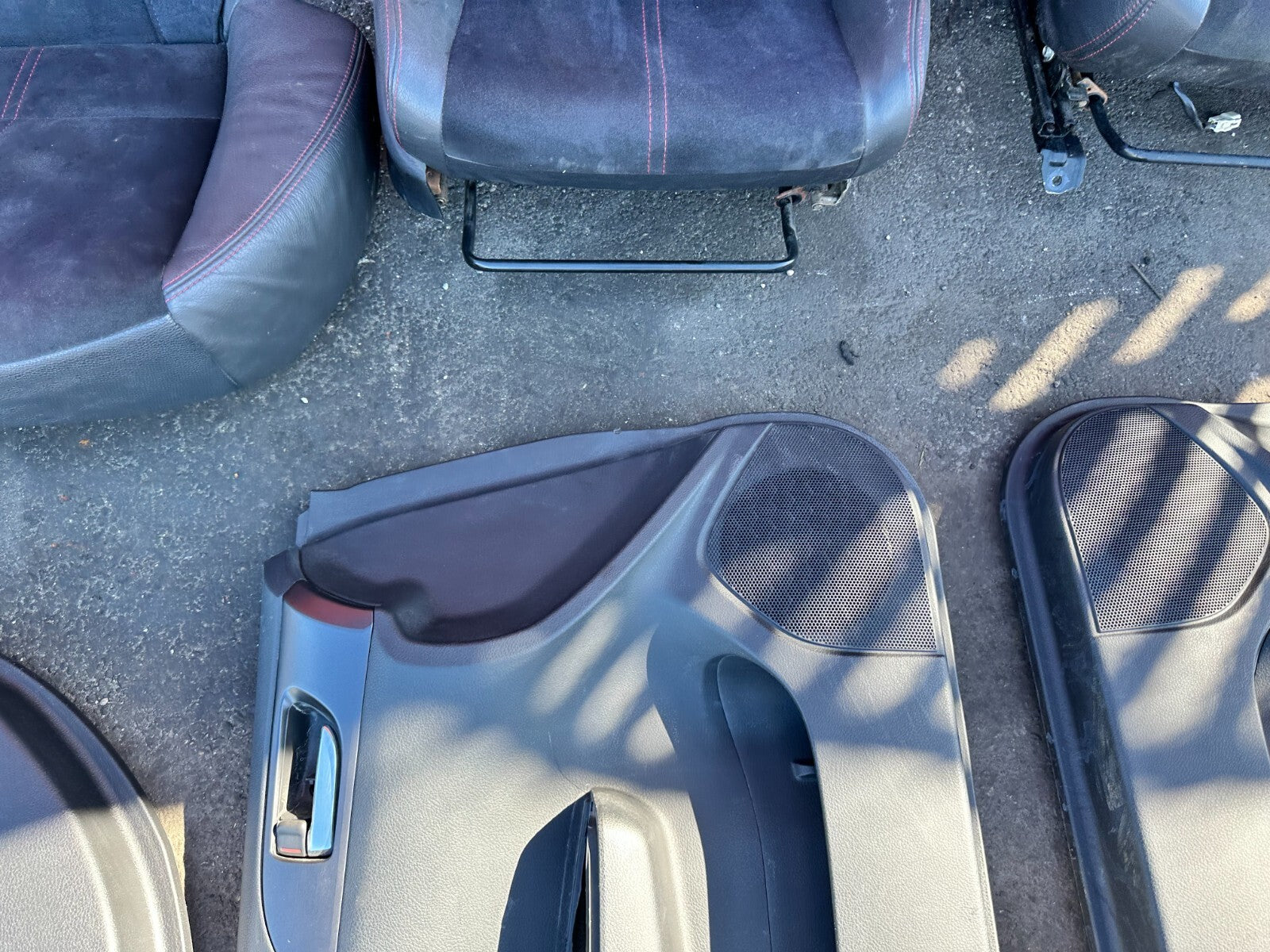 08 14 SUBARU IMPREZA WRX & STI WAGON   FRONT AND REAR SEATS & DOOR PANELS OEM12