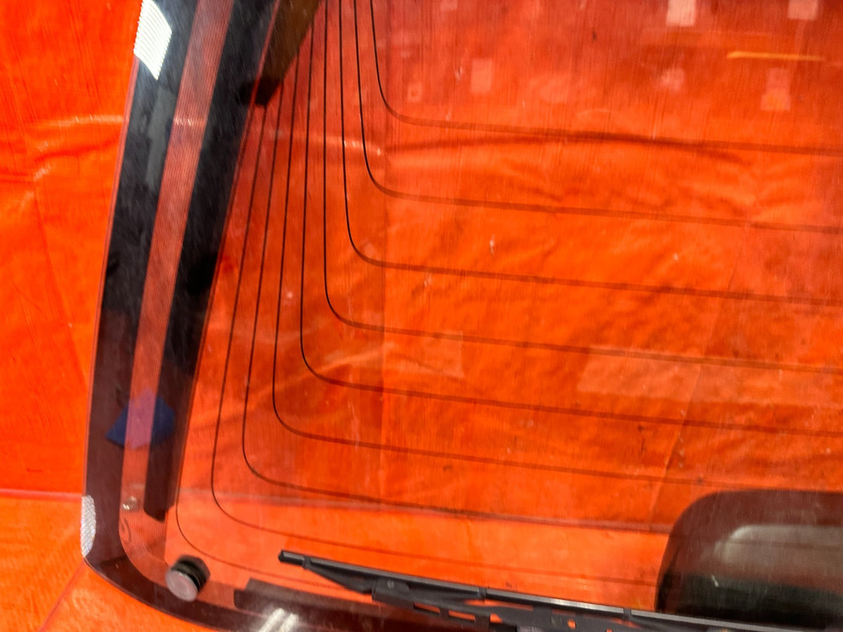 97-01 HONDA CR-V CRV - REAR HATCH WINDSHIELD W/ GLASS, WIPER AND TRIM - OEM 30110