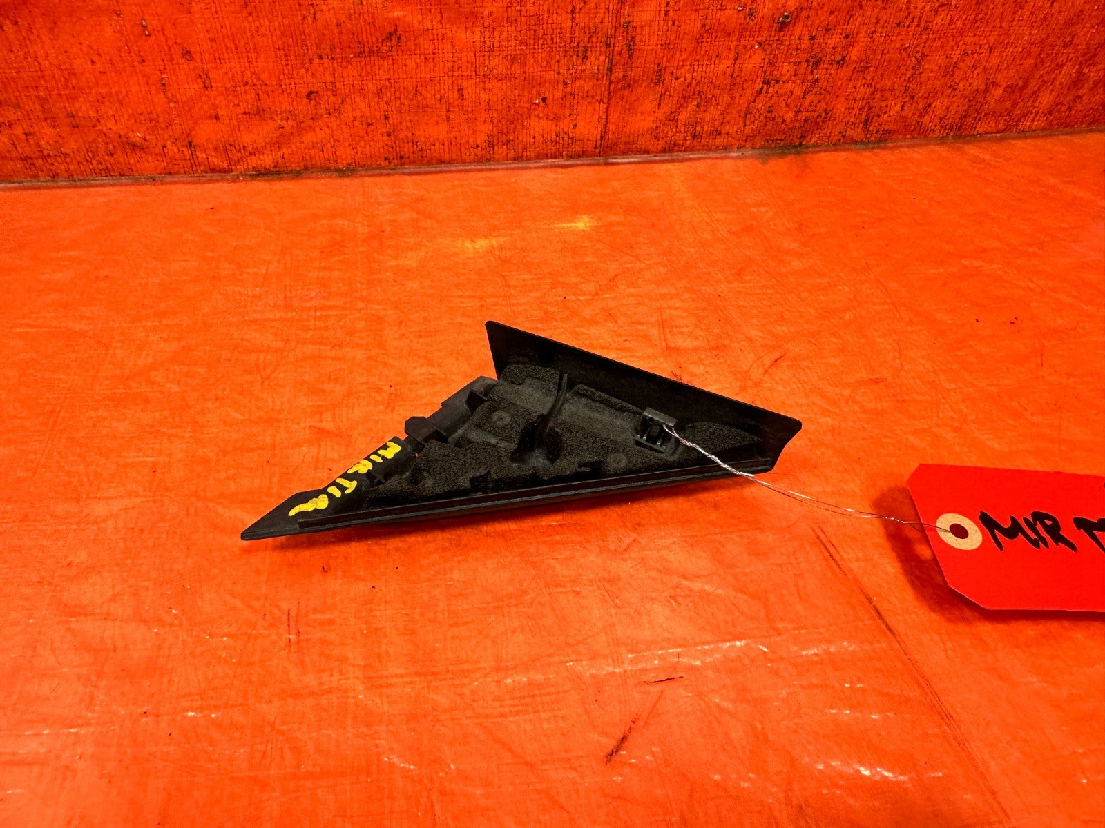 90 91 HONDA CIVIC HATCHBACK   RIGHT INTERIOR MIRROR TRIM   OEM 3253
