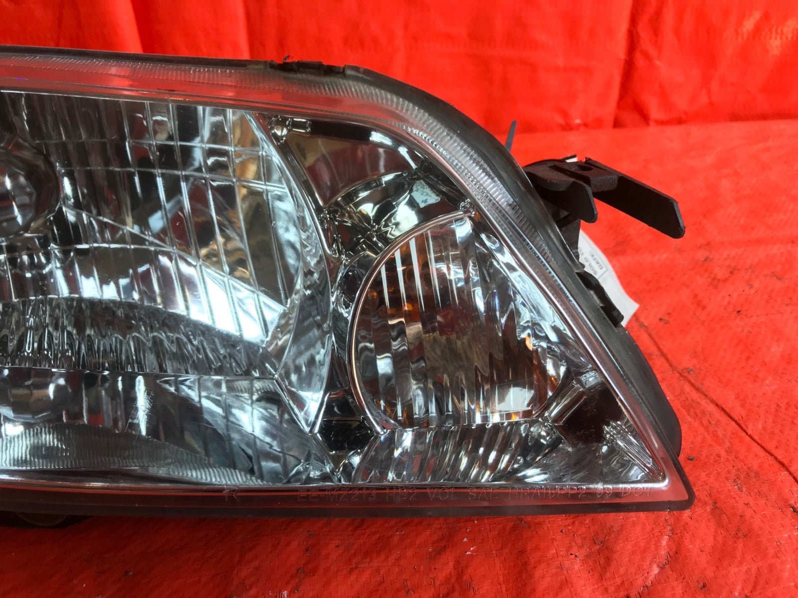 EAGLE EYES BRAND   2003 03 MAZDA PROTEGE CHROME PASSENGER RIGHT HEADLIGHT R RH1