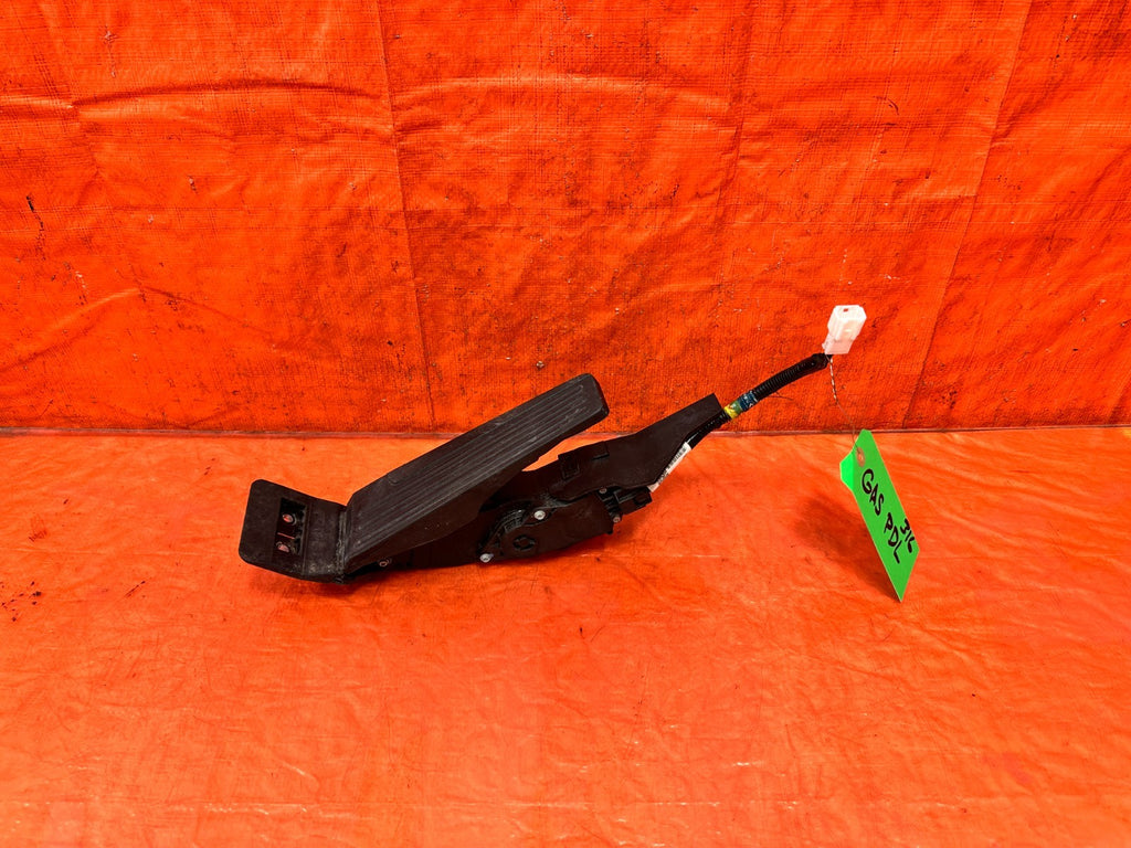 INFINITI G37 M37 Q70 Q60 NISSAN 370Z GAS ACCELERATOR ACCELERATION PEDAL OEM 3160