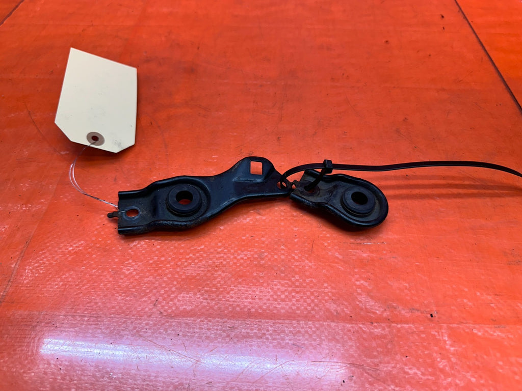 04 08 ACURA TSX RADIATOR CORE SUPPORT MOUNTING BRACKET SET OEM #3305