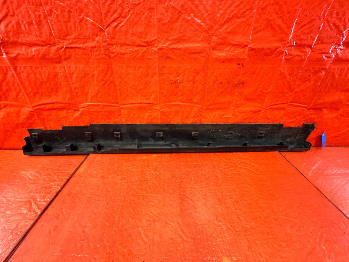 94-01 ACURA INTEGRA - 2 DOOR - SIDE SKIRT ROCKER MODLING RIGHT SIDE OEM #3097