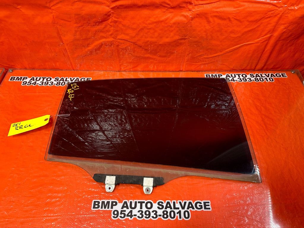 08 12 HONDA ACCORD SEDAN   PASSENGER RIGHT REAR DOOR GLASS WINDOW   OEM #2511