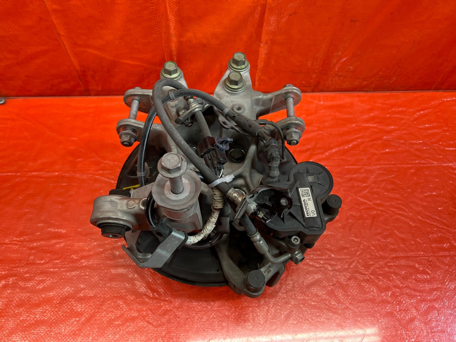18 21 HONDA ACCORD RIGHT REAR SPINDLE KNUCKLE HUB W/ ELECTRONIC CALIPER OEM #1848