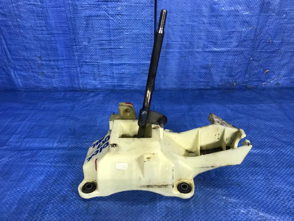 OEM 2002 02 HONDA CIVIC LX 4D SEDAN M/T   5 SPEED MANUAL SHIFTER BOX2