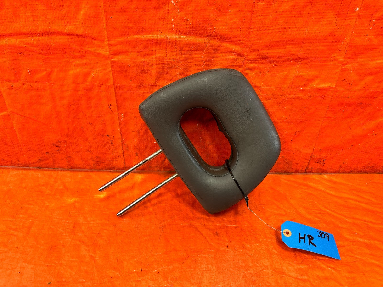 94 01 ACURA INTEGRA   FRONT SEAT HEAD REST   LEFT OR RIGHT   OEM FACTORY #3090