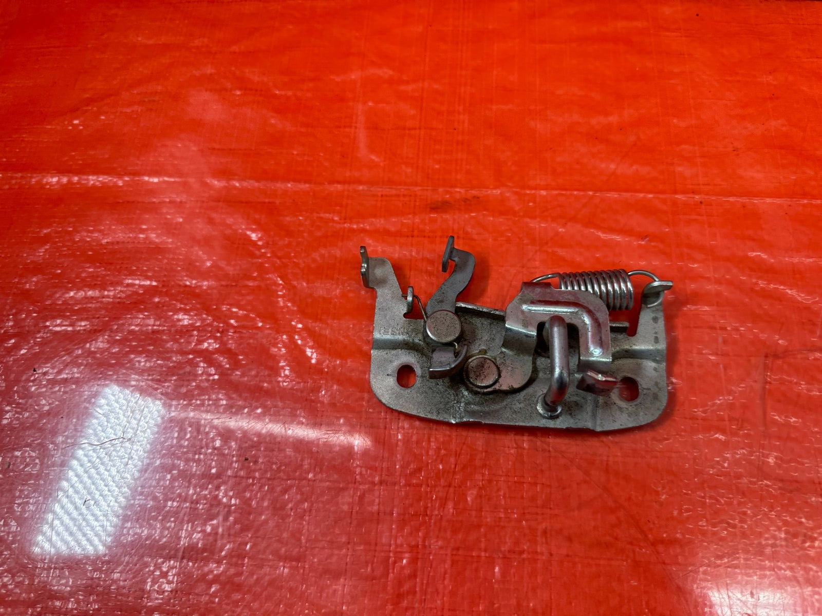 08 15 LANCER EVOLUTION X EVO 10   HOOD LATCH LOCKING MECHANISM LOCK   OEM #2066