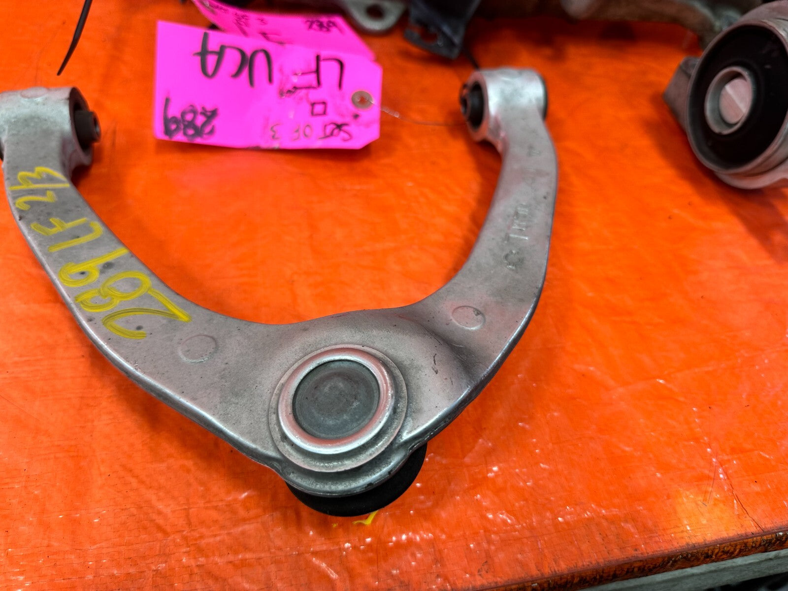 14 20 INFINITI Q50 DRIVER LEFT FRONT SPINDLE KNUCKLE W/ UPPER LOWER ARMS OEM 28913