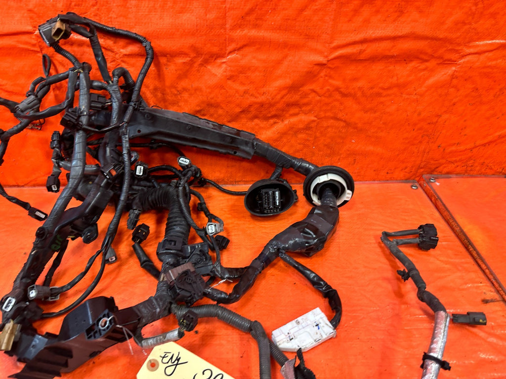 14 15 INFINITI Q60 CONVERTIBLE 3.7L VQ37 OEM MAIN ENGINE WIRE HARNESS A/T #32914