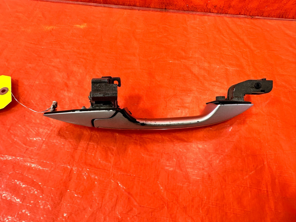04 08 ACURA TSX   PASSENGER RIGHT FRONT   EXTERIOR DOOR HANDLE SILVER OEM #2757