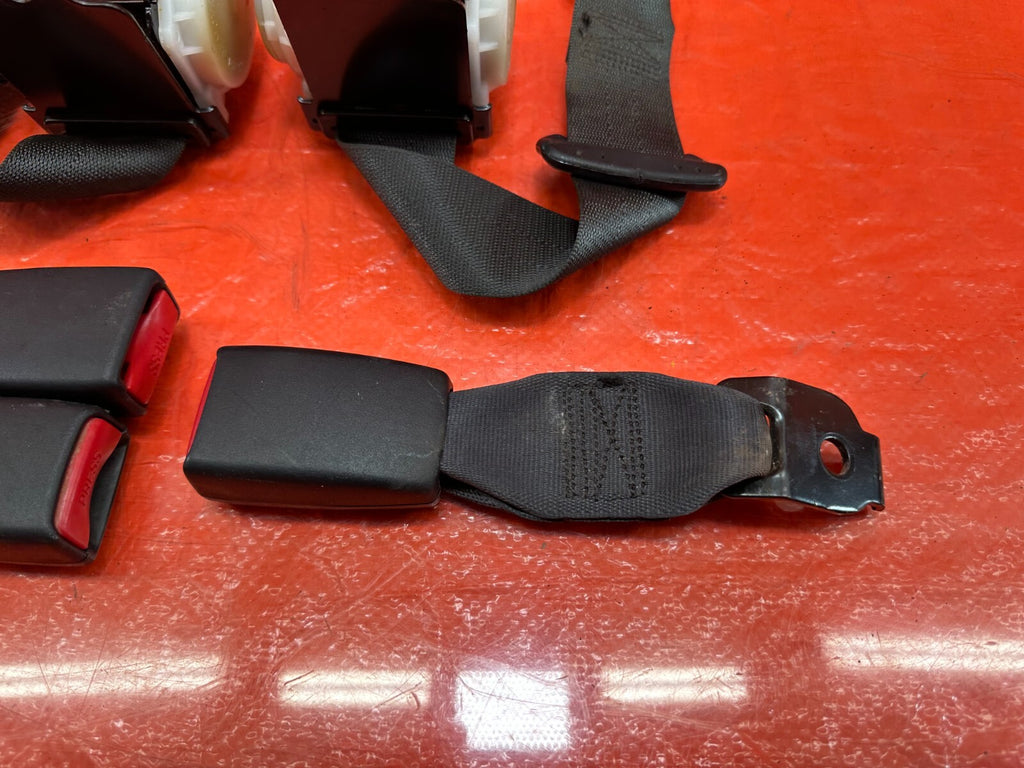 2003 HONDA CIVIC SI EP3 HATCH REAR SEAT BELT SET LEFT & RIGHT SEAT BELTS OEM 1864