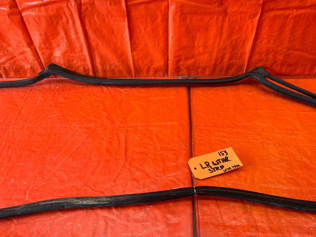 13 18 ACURA RDX   DRIVER LEFT REAR DOOR   WEATHER STRIP TRIM SEAL GASKET OEM 1537