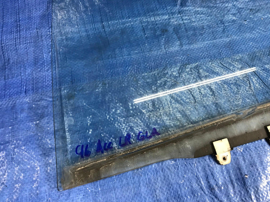 OEM 1996 HONDA ACCORD EX SEDAN 4D   DRIVER LEFT REAR GLASS WINDOW1