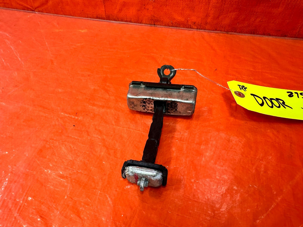 04 08 ACURA TSX   PASSENGER RIGHT FRONT DOOR CHECKER HINGE ARM STOPPER   OEM 2758