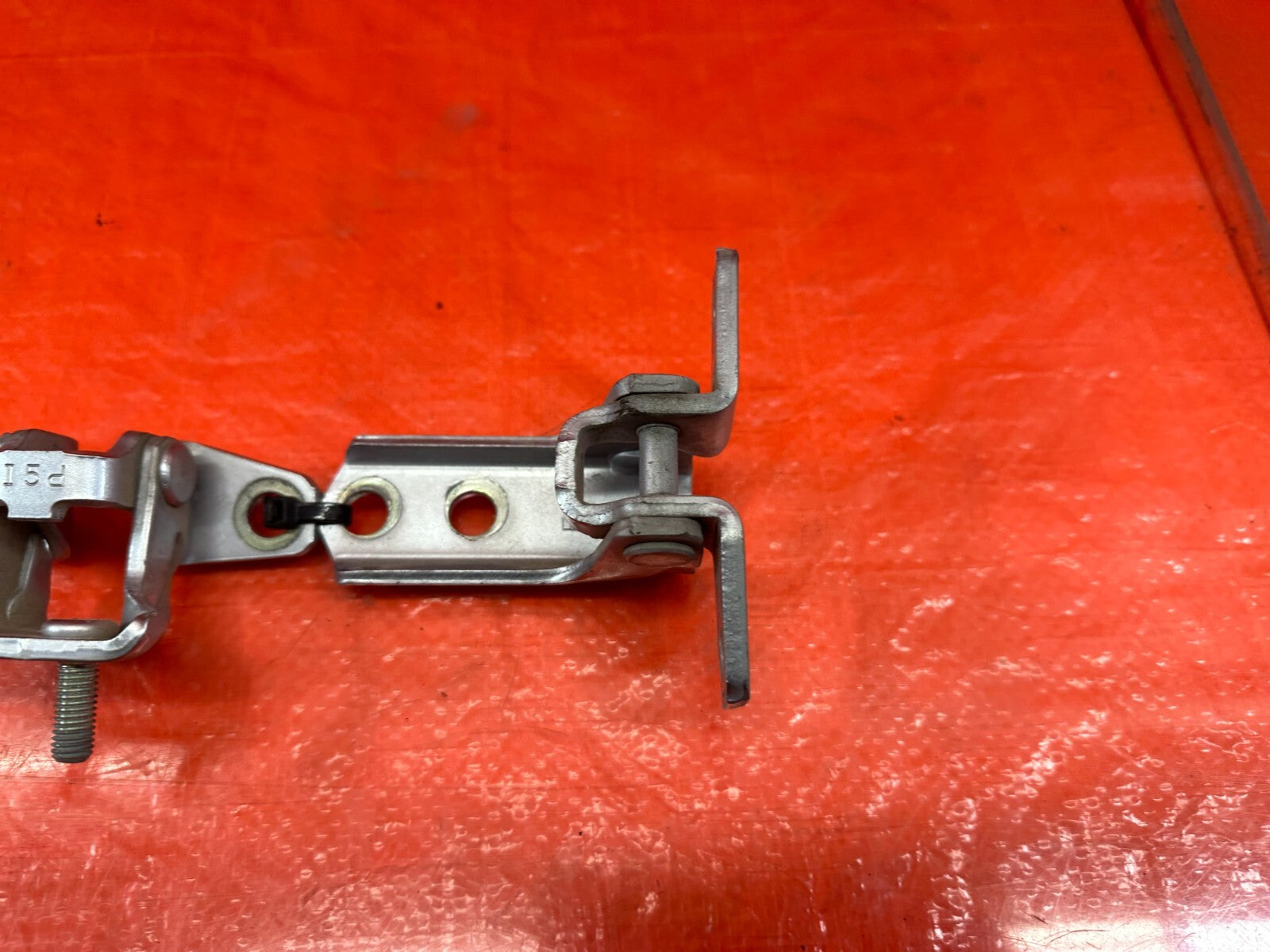 08 15 LANCER EVOLUTION X EVO 10   DOOR HINGE SET UPPER & LOWER RIGHT REAR 2145