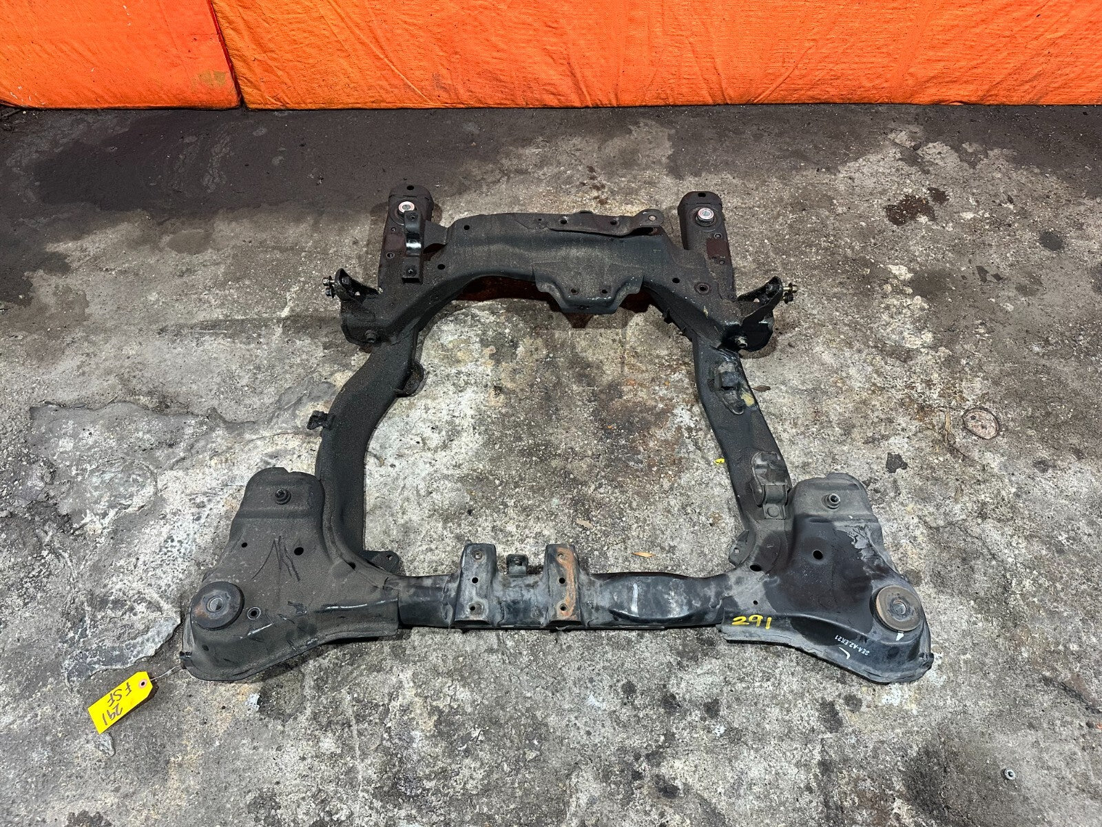 04 08 ACURA TSX   K24A2 FRONT SUBFRAME CROSSMEMBER K FRAME   OEM FACTORY #2918