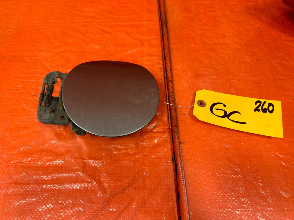 06 11 CIVIC 2D COUPE   FUEL LID / GAS CAP COVER   GRAY COLOR   OEM #2600