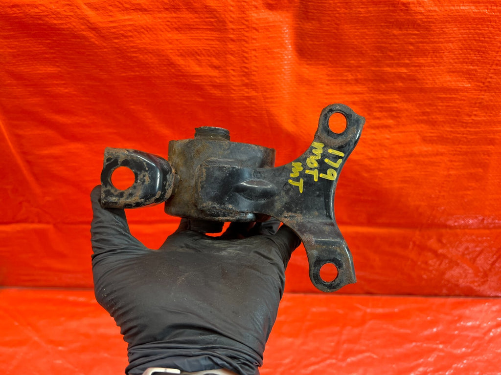 02 06 ACURA RSX   TRANSMISSION MOTOR MOUNT   DRIVER LEFT SIDE   OEM FACTORY #1796