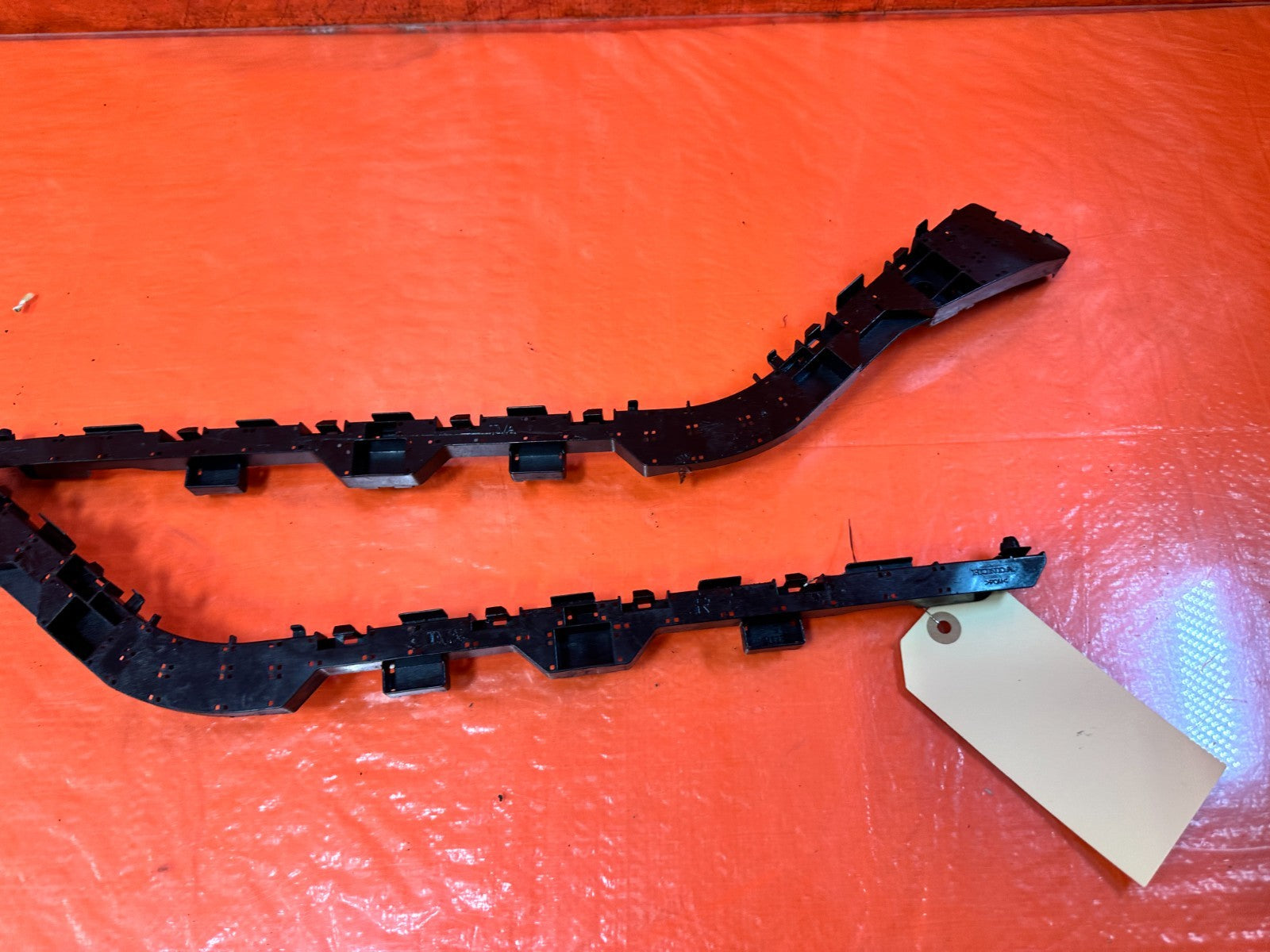 18 22 HONDA ACCORD 1.5L   LEFT AND RIGHT REAR BUMPER CLIPS RETAINERS OEM #3247