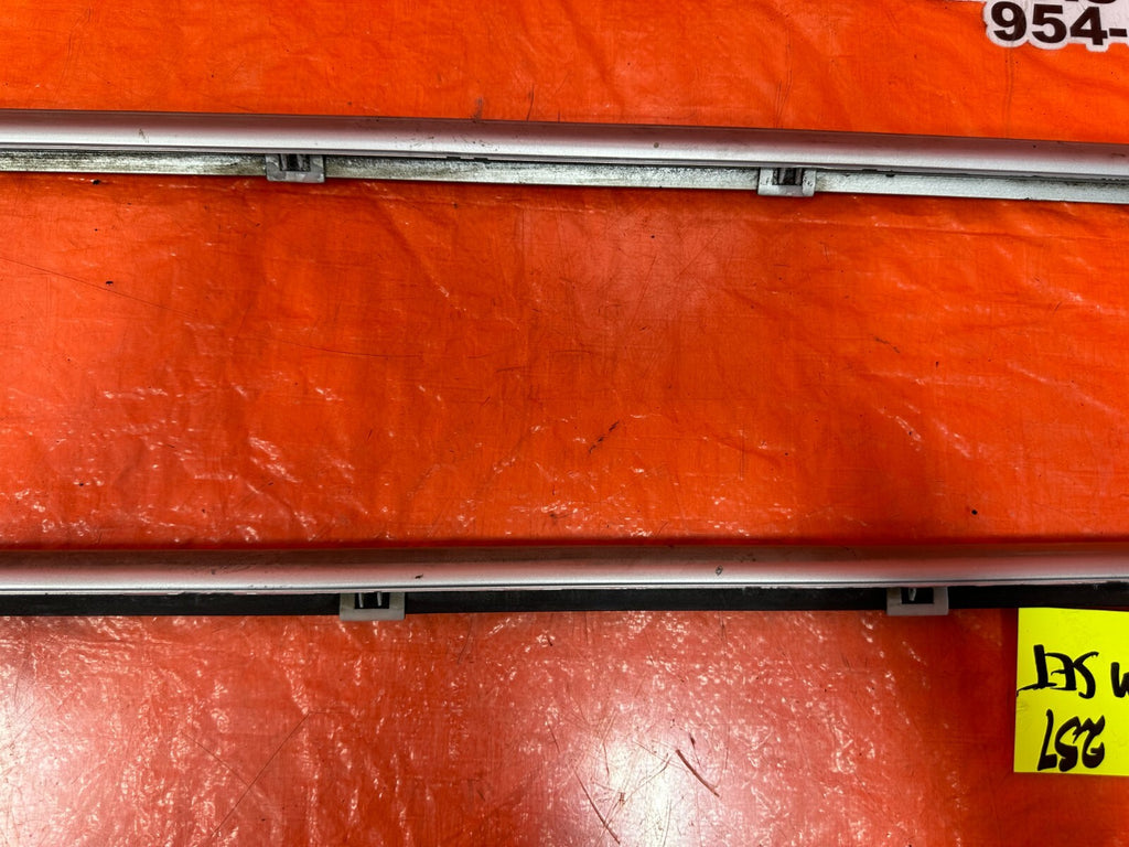 92 93 HONDA CIVIC COUPE HATCH EXTERIOR DOOR WINDOW GLASS TRIM SET LEFT RIGHT OEM4