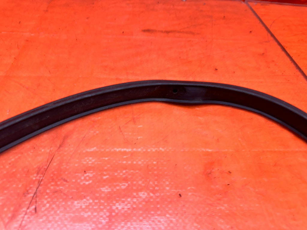 97 01 HONDA PRELUDE 2.2L DOOR SILL LOWER WEATHER STRIP RUBBER SEAL OEM #3367