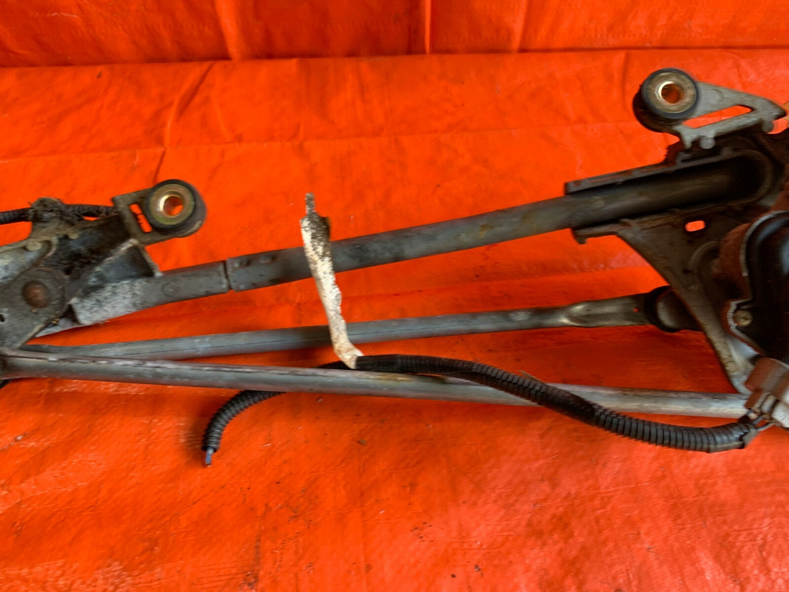 OEM 2003 03 ACURA RSX TYPE S   WINDSHIELD WIPER MOTOR WITH LINKAGE W/ PIGTAILS5