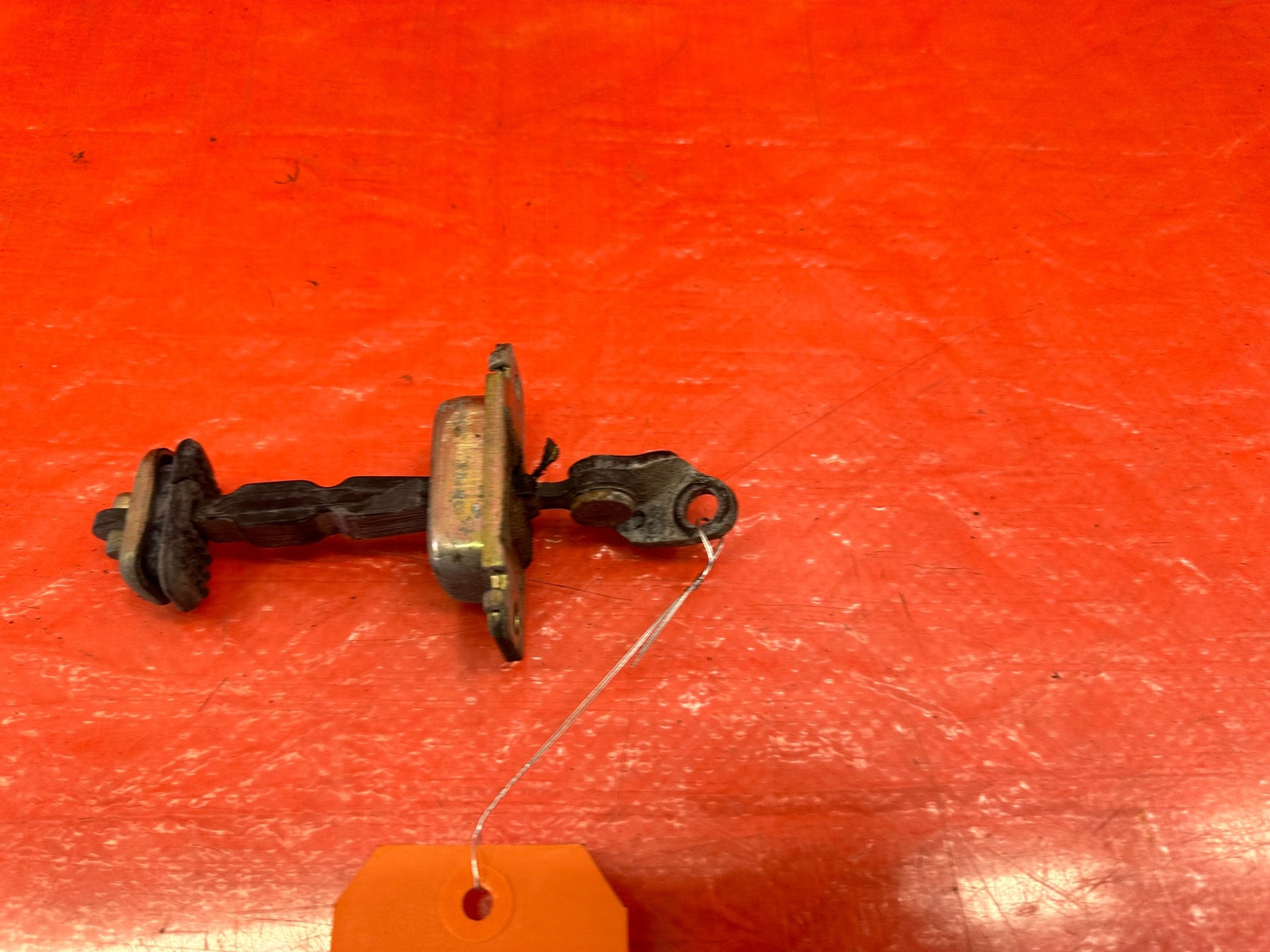 97 01 HONDA PRELUDE   PASSENGER RIGHT   DOOR CHECKER HINGE ARM STOPPER OEM #2106