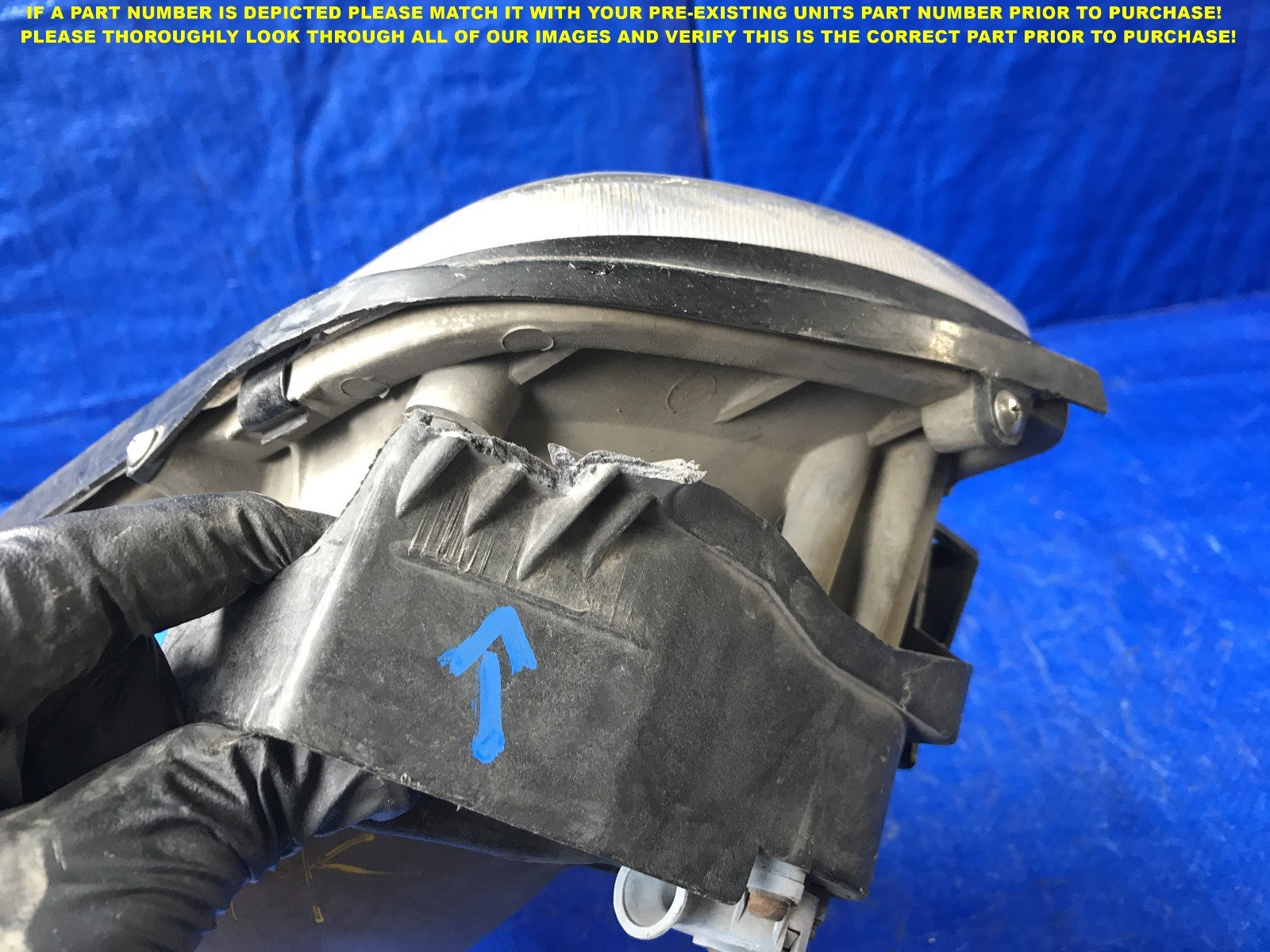 OEM 1989 1990 1991 1992 1992 1994 MAZDA MP5 DRIVER LEFT HEADLIGHT BRKN TAB HL26
