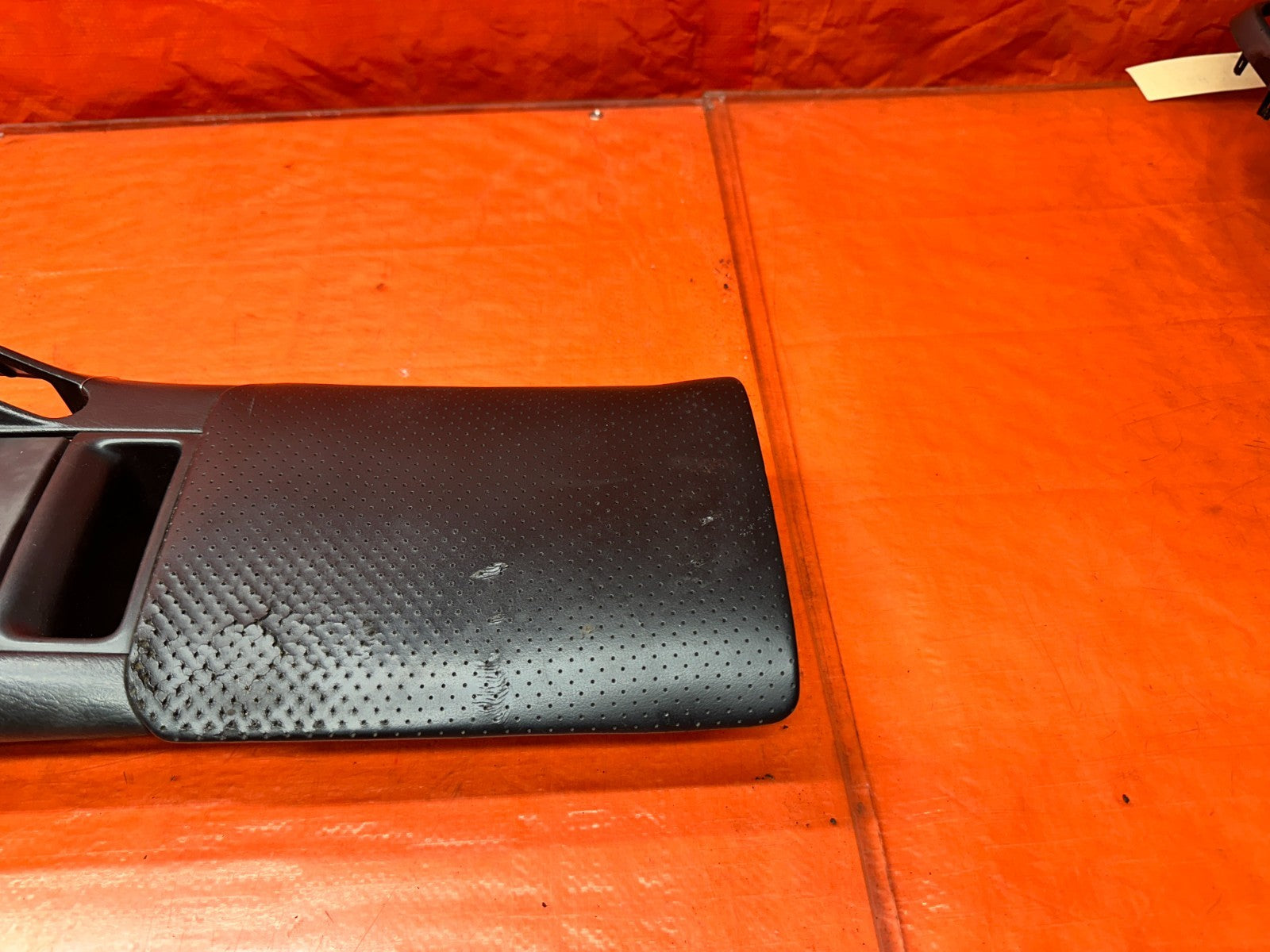 00 03 HONDA S2000 AP1 2.0L CENTER CONSOLE ARMREST SHIFTER TRIM BEZEL BLACK #3375