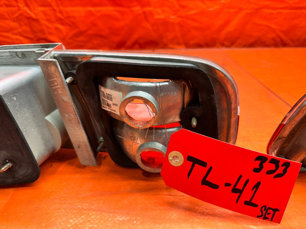 92 95 HONDA CIVIC 2D COUPE   50/50 RED CLEAR TAIL LIGHTS LAMP SET   OEM #33314