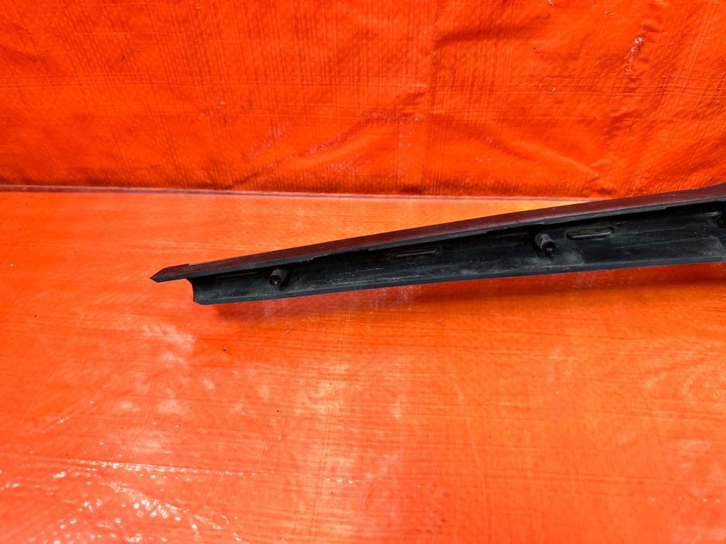 13 16 HYUNDAI GENESIS COUPE   FRONT GRILLE W/ TRIM   OEM #2999