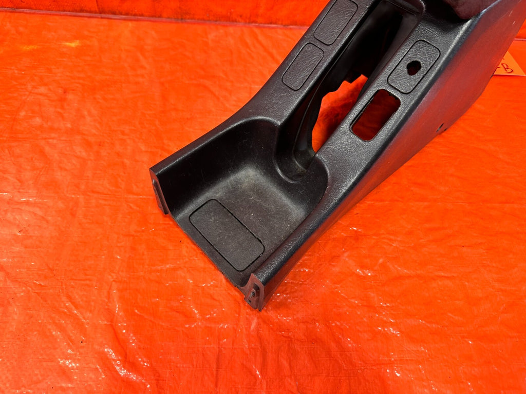 94   01 ACURA INTEGRA   CENTER CONSOLE ARM REST   GRAY LEATHER OEM FACTORY 2811