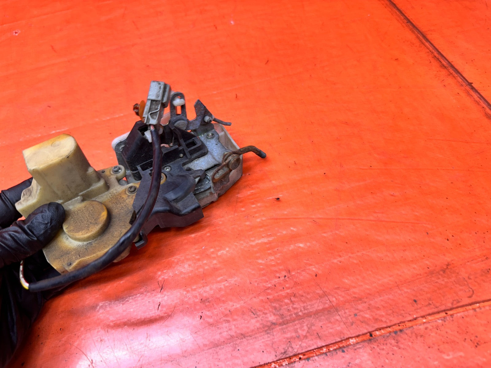 94-01 ACURA INTEGRA 4D 1.8L LEFT REAR LR DRIVER POWER DOOR LOCK ACTUATOR #3419