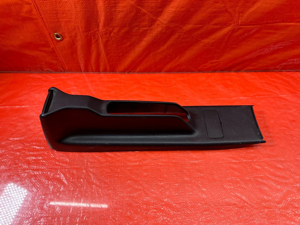90 93 ACURA INTEGRA   ARM REST / CENTER CONSOLE STORAGE DELETE   BLACK OEM #1890