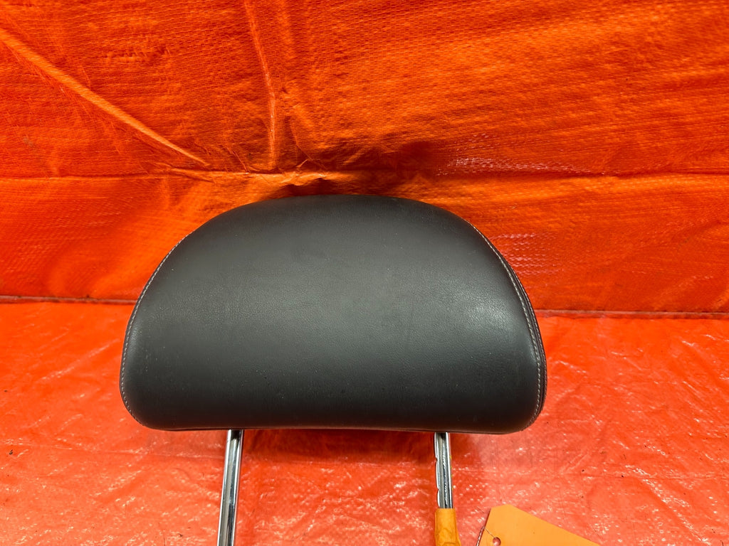 08 15 INFINITI G37 & Q60 2D COUPE   LEFT OR RIGHT FRONT SEAT HEAD REST OEM 207 16