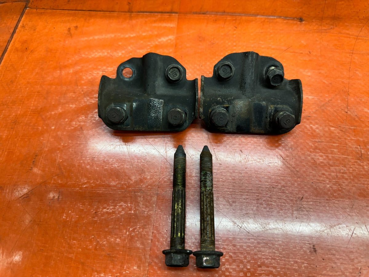 92-95 HONDA CIVIC REAR SWAY BAR BRACKETS MOUNT HOLDER CLAMPS PAIR OEM #3484