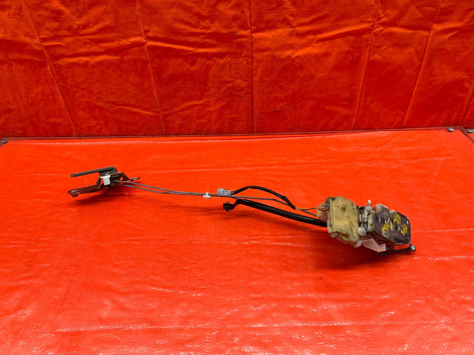 94 01 INTEGRA SEDAN   PASSENGER RIGHT REAR DOOR LOCK ACTUATOR   OEM FACTORY #1590