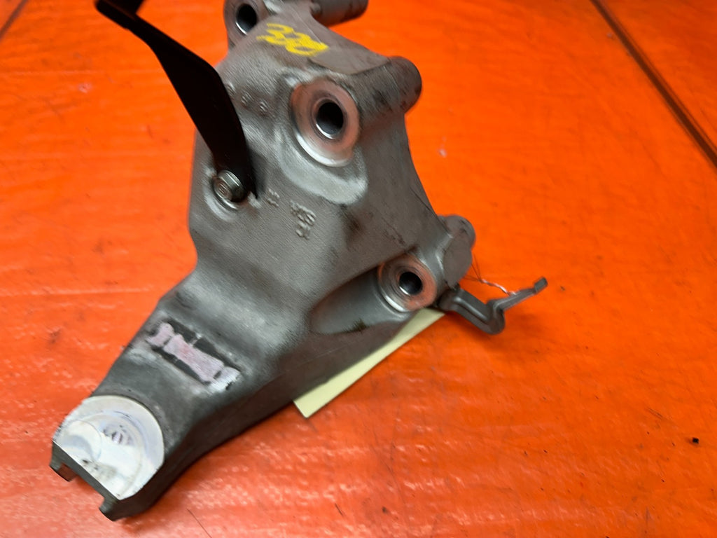 04-05 ACURA TSX 2.4L K24A2 ALUMINUM ENGINE MOTOR MOUNT BRACKET OEM #338-26