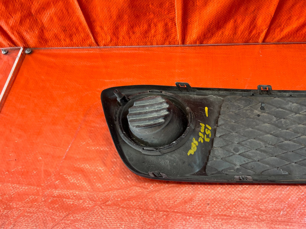 13 15 ACURA RDX   BASE   FRONT BUMPER COVER TRIM   PASSENGER RIGHT SIDE OEM #15311