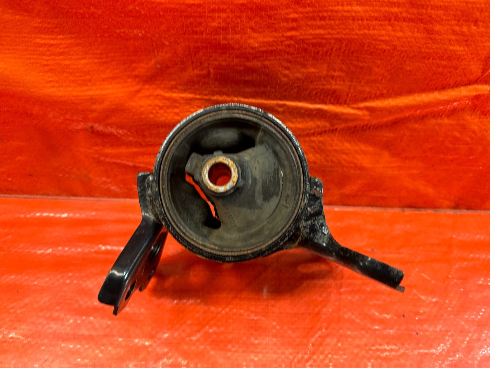 08 15 LANCER EVOLUTION X EVO 10 MR   AUTOMATIC   RIGHT FRONT MOTOR MOUNT OEM 2175