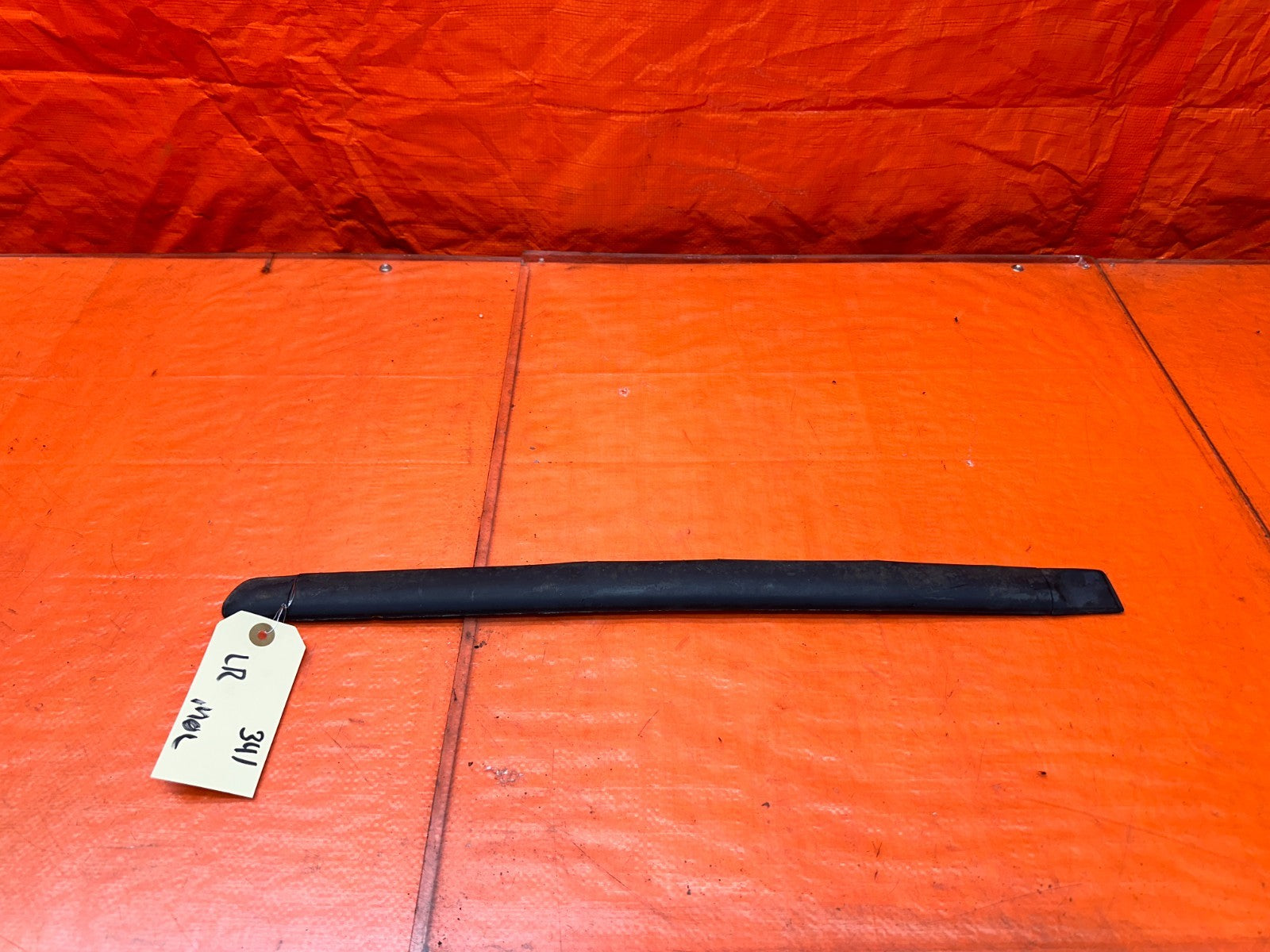 94-01 ACURA INTEGRA 4D 1.8L LEFT REAR LR DOOR TRIM MOLDING DRIVER OEM #3410